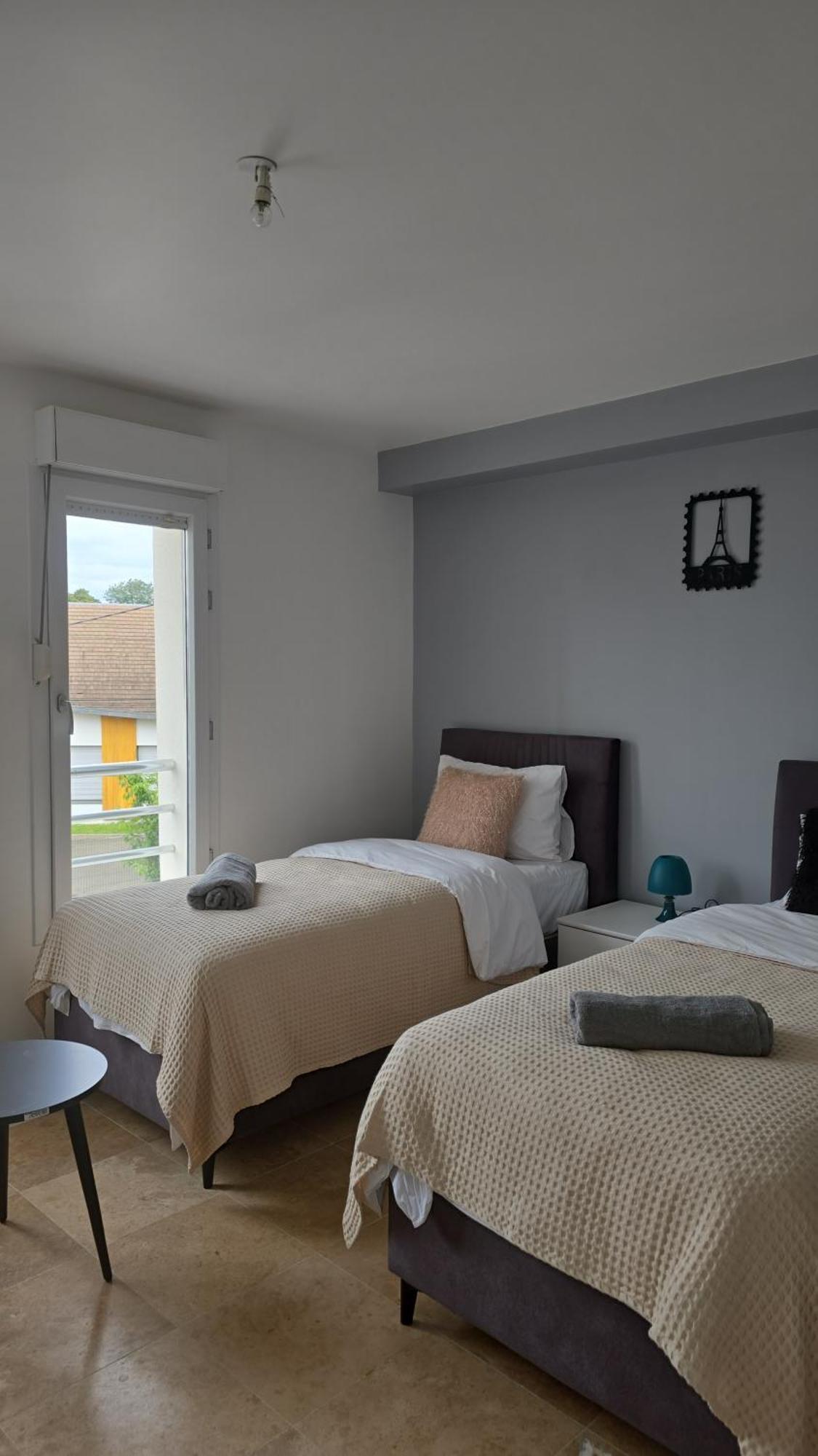 Appart'City Village Trappes Rum bild